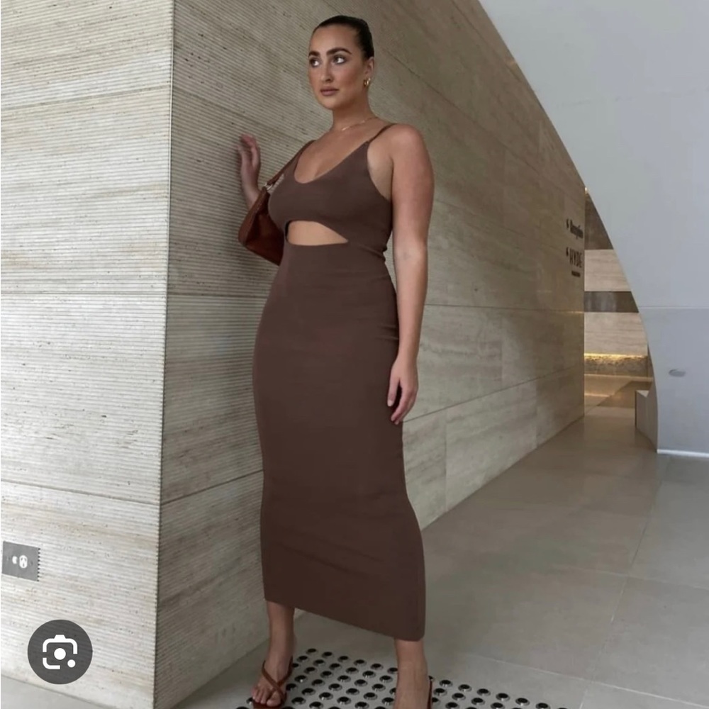 DISSH Cocoa Brown Midi Dress with Cut-Out